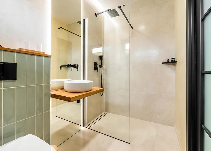 Maison d'hôtes Pinot Noir Apartments&wine Bar 3*